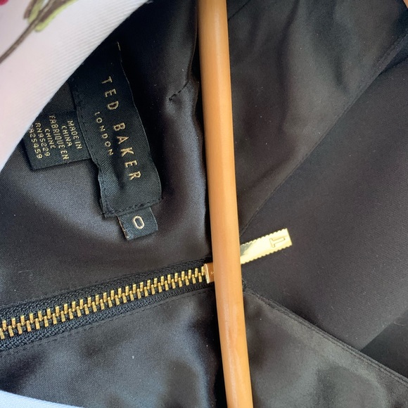 Ted Baker Darnet Bejewelled Shadow black white birds Bodycon Dress 0 - Picture 11 of 12